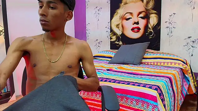 alejandro king1 online show from February 2025 03:53:01 PM