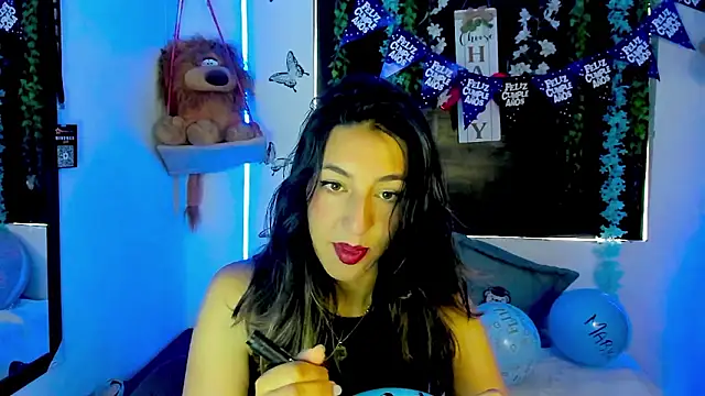 queen-natty online show from March 2026 01:50:02 PM