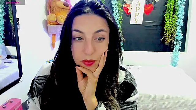queen-natty online show from August 2026 03:50:02 AM