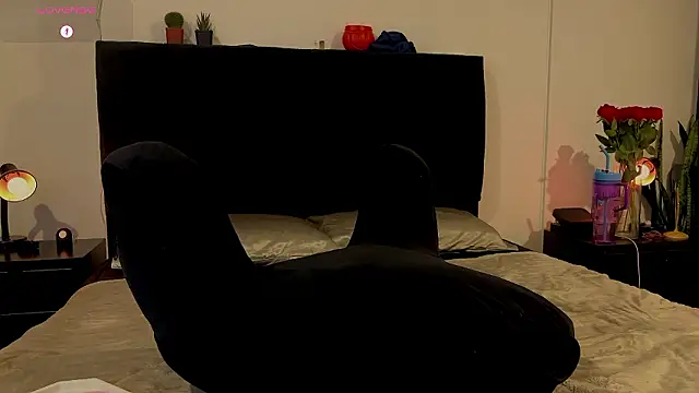 whitesemma online show from March 2026 01:23:01 AM