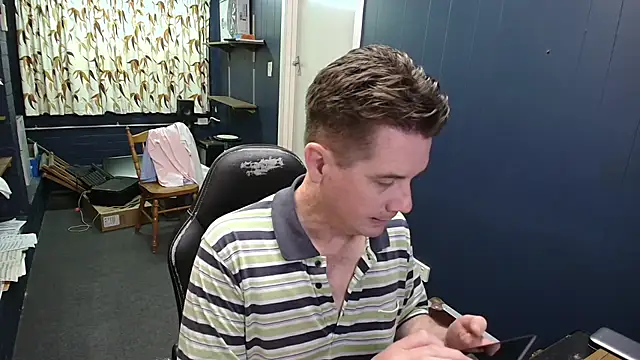 Snapshot of tilobinder chatting on April 2026 02:25:02 PM tilobinder online show from April 2026 02:25:02 PM