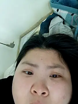 hello098712 online show from February 2026 10:33:01 AM