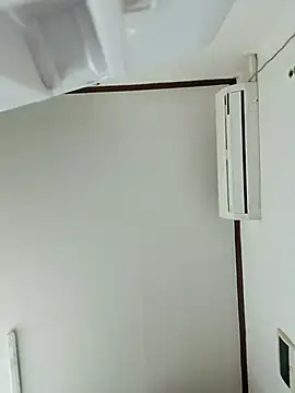 hello098712 online show from April 2026 02:22:02 PM