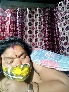 Hot Falguni online show from February 2025 07:31:02 PM