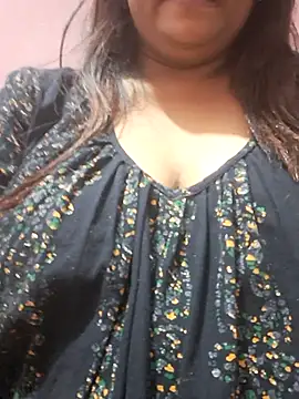 Snapshot of Hot-Anuska chatting on April 2026 01:49:01 PM Hot-Anuska online show from April 2026 01:49:01 PM