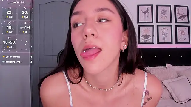 moonlygirl1 online show from January 2025 03:46:02 PM