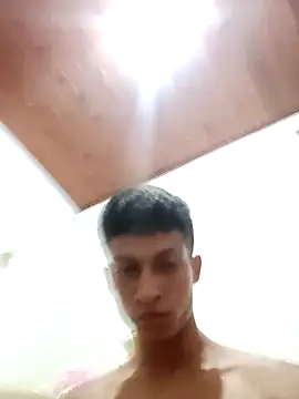 Snapshot of wolf_james123 chatting on December 2024 04:19:02 PM wolf james123 online show from December 2024 04:19:02 PM