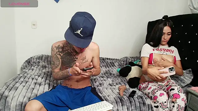 Kitty and jake online show from May 2026 07:47:01 AM