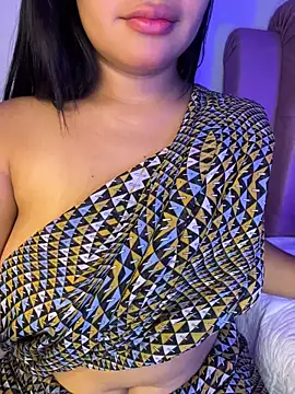 Snapshot of shara_queen1 chatting on May 2026 03:12:02 AM shara queen1 online show from May 2026 03:12:02 AM
