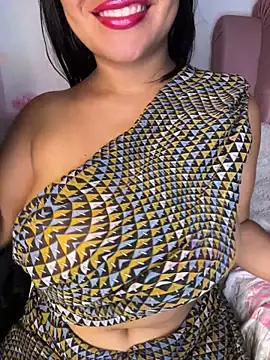 Snapshot of shara_queen1 chatting on June 2026 02:50:02 AM shara queen1 online show from June 2026 02:50:02 AM