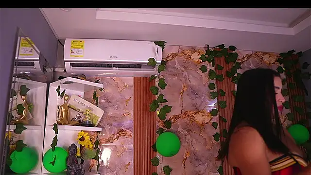 zoey-fox online show from March 2026 11:09:01 PM