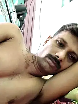 Snapshot of Tamildickxxx chatting on December 2024 03:36:02 AM Tamildickxxx online show from December 2024 03:36:02 AM