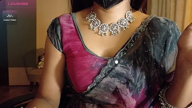 Only hunny online show from November 2025 02:02:01 AM