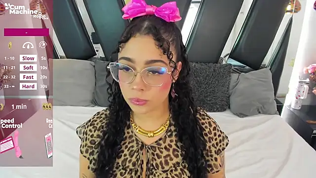 Snapshot of antonelllepiercee chatting on December 2025 11:15:01 AM antonelllepiercee online show from December 2025 11:15:01 AM