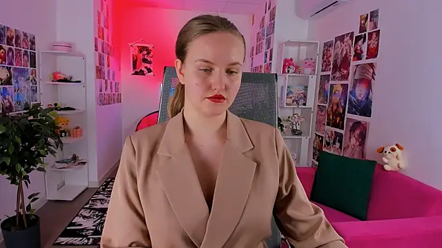 KellyPoter online show from October 2025 09:50:02 AM