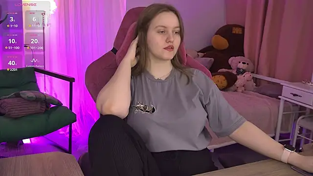 Snapshot of KellyPoter chatting on May 2026 05:34:02 AM KellyPoter online show from May 2026 05:34:02 AM