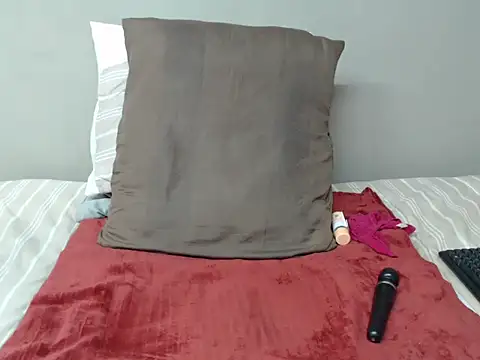 SexyRider200 online show from December 2024 06:15:02 PM