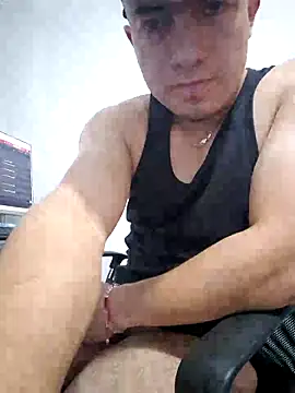 Snapshot of dragon1006 chatting on May 2026 05:45:01 AM dragon1006 online show from May 2026 05:45:01 AM