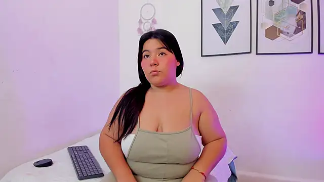 Abriil7 online show from November 2025 03:29:01 AM