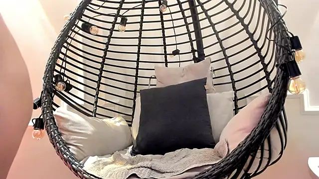 Megga Bluee online show from January 2025 11:37:02 PM