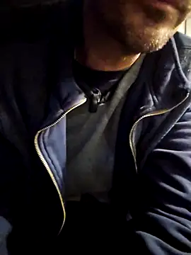 Pumpndeep online show from November 2025 07:56:01 PM