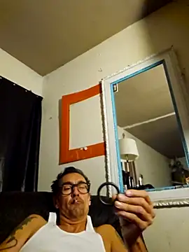 Snapshot of Pumpndeep chatting on April 2026 07:33:02 AM Pumpndeep online show from April 2026 07:33:02 AM