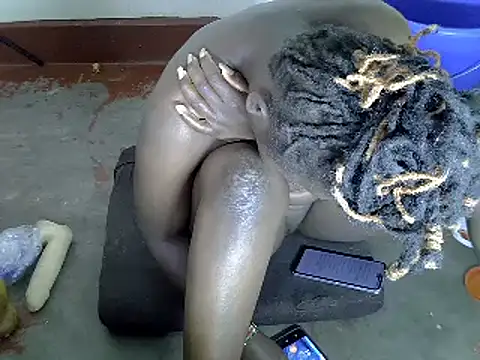 Sweetaggy2 online show from February 2026 06:46:01 PM