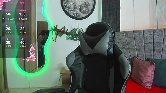 tatiana sc online show from November 2025 12:19:02 PM