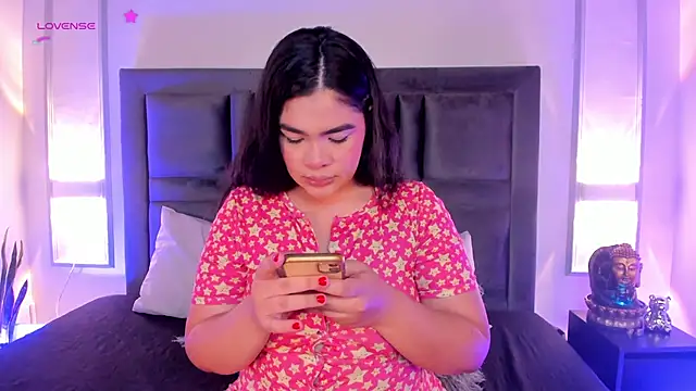 EmmaBecket2 online show from December 2024 03:47:02 AM