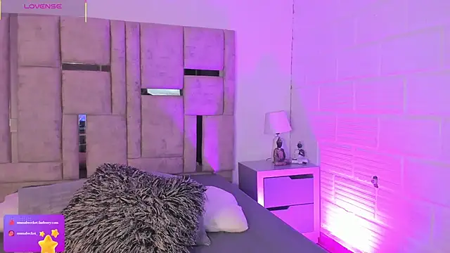 EmmaBecket2 online show from October 2025 01:10:01 PM