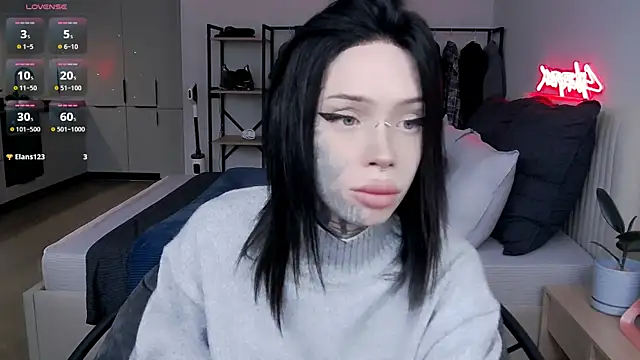 Tanya M online show from April 2026 03:07:01 PM