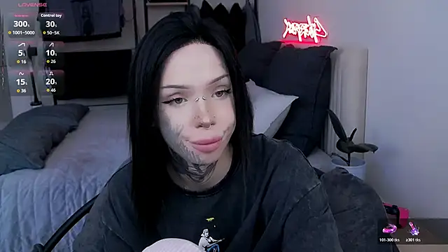 Tanya M online show from May 2026 02:55:01 PM