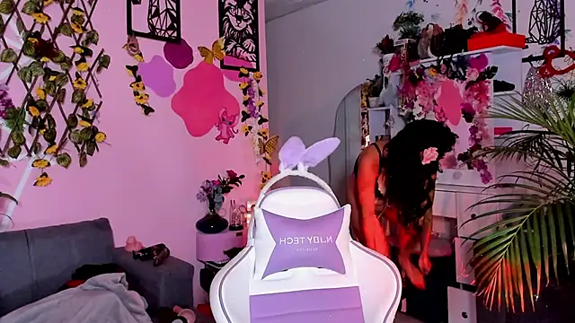 Danielacossio online show from April 2026 03:51:02 AM