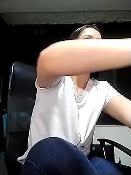 Snapshot of Lucianaferro_ chatting on September 2025 06:39:02 AM Lucianaferro  online show from September 2025 06:39:02 AM