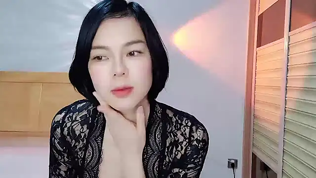 Snapshot of Linda-LL chatting on January 2025 12:14:02 AM Linda-LL online show from January 2025 12:14:02 AM