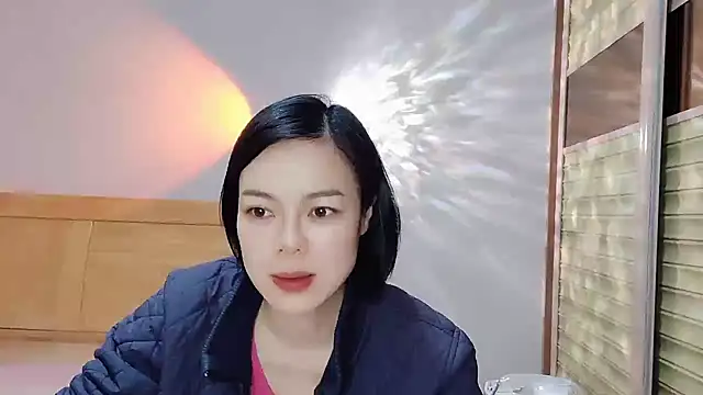 Snapshot of Linda-LL chatting on January 2025 02:04:01 AM Linda-LL online show from January 2025 02:04:01 AM