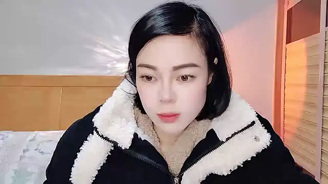 Snapshot of Linda-LL chatting on February 2025 02:28:01 AM Linda-LL online show from February 2025 02:28:01 AM