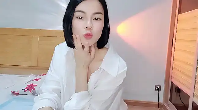 Snapshot of Linda-LL chatting on February 2025 09:15:01 AM Linda-LL online show from February 2025 09:15:01 AM