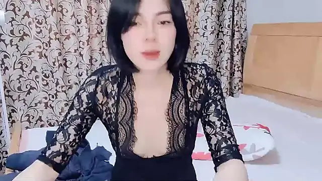Snapshot of Linda-LL chatting on February 2025 06:04:01 AM Linda-LL online show from February 2025 06:04:01 AM