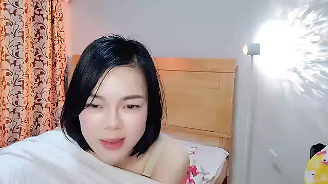 Snapshot of Linda-LL chatting on February 2025 09:56:01 AM Linda-LL online show from February 2025 09:56:01 AM
