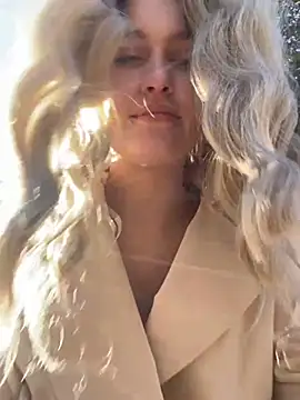 KikiWatson online show from December 2024 10:22:02 AM