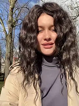 KikiWatson online show from February 2025 08:00:02 AM