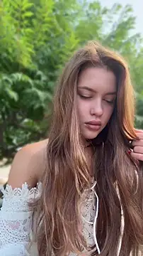 KikiWatson online show from June 2026 07:00:01 AM