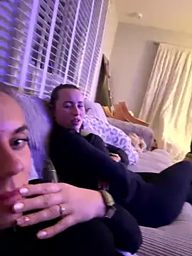 Millie-Miles online show from January 2026 02:26:02 AM