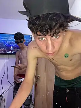 Snapshot of LatinBoysxxx chatting on January 2025 11:27:02 PM LatinBoysxxx online show from January 2025 11:27:02 PM