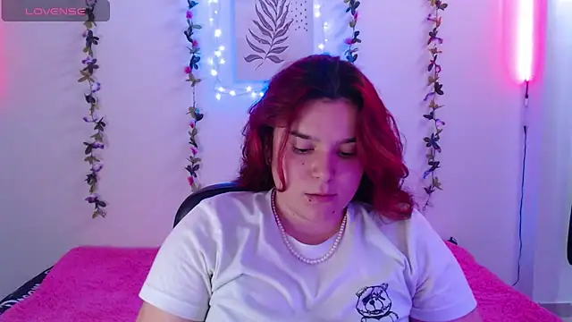 Nika 1  online show from February 2025 05:18:02 PM