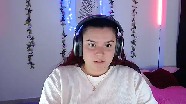 Nika 1  online show from February 2025 08:24:01 PM