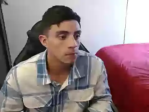 Snapshot of kv___xxx_ chatting on October 2025 08:10:01 PM kv xxx online show from October 2025 08:10:01 PM