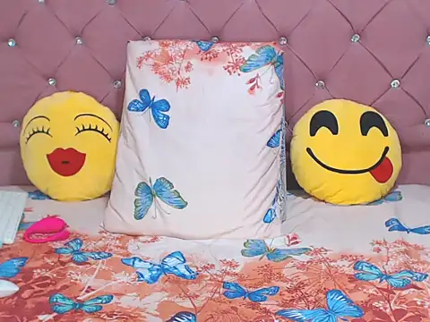 sharonbrown28 online show from October 2025 09:49:01 PM