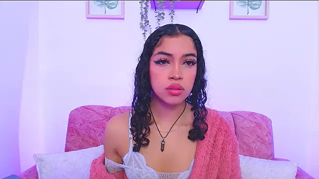 Snapshot of Sara_Jhonson chatting on January 2025 12:52:02 AM Sara Jhonson online show from January 2025 12:52:02 AM